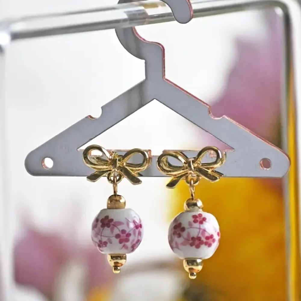 NEW Bow Toile Chinese Shabby Chic Floral Pink and Gold Earrings